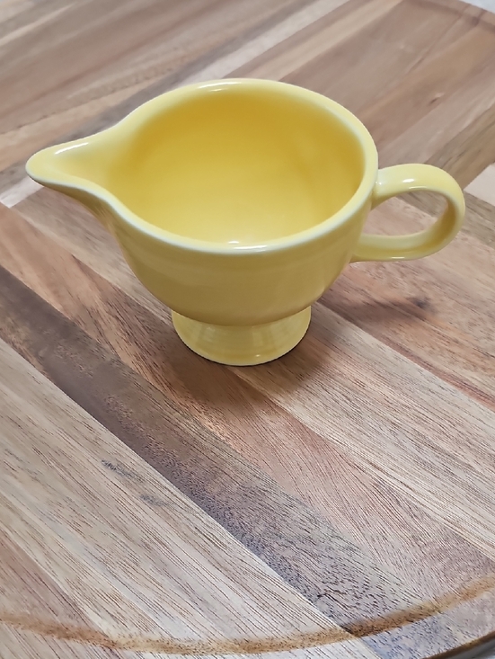 Homer Laughlin Other - Fiestware creamer